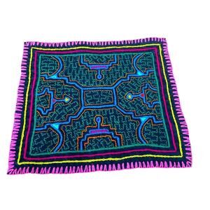 Peruvian Shipibo Hand Embroidered Kené Textile 9x10” Amazon Art